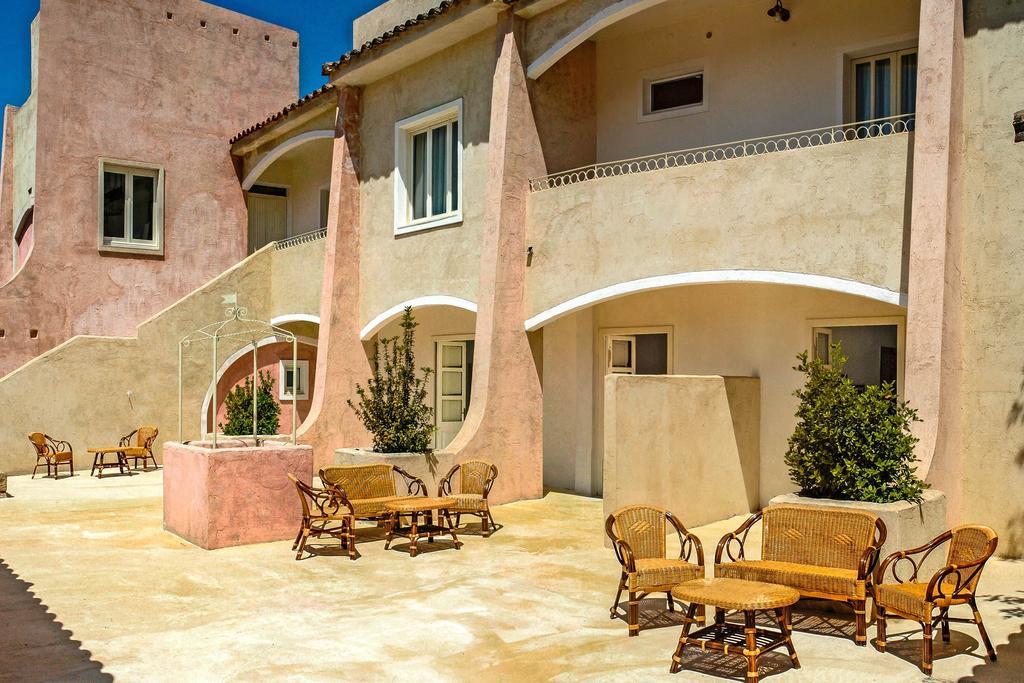 Omu Axiu Hotel Orroli Ngoại thất bức ảnh
