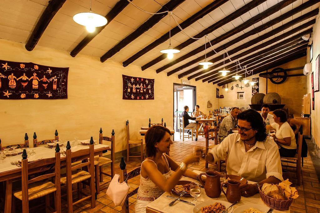 Omu Axiu Hotel Orroli Ngoại thất bức ảnh